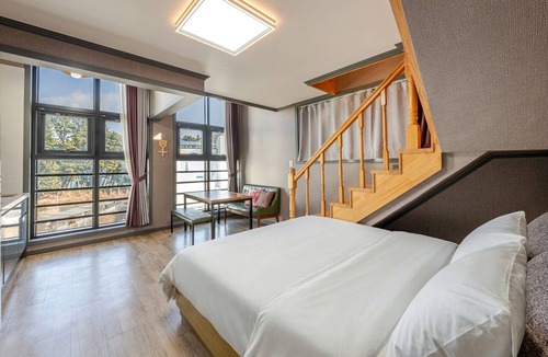 Samcheok House | Samcheok Lamer Pension