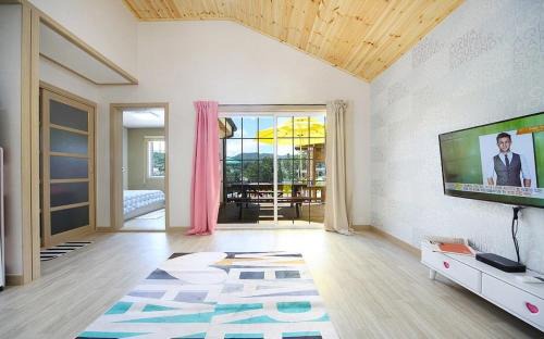 Samcheok House | Samcheok lime pension