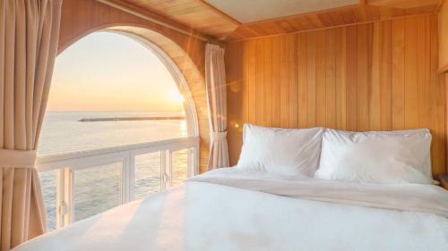 Samcheok House | Samcheok Peacehousing Spa Pet Pension