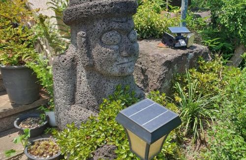Jocheon House | Samojeong, Jeju