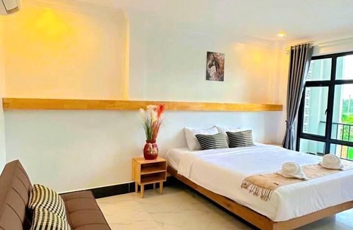 Kampot Hotel | SAMOT KHSACH RESORT ll