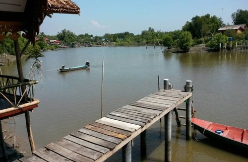 Bang Tabun Ok Hotel | Sampaongern Homestay