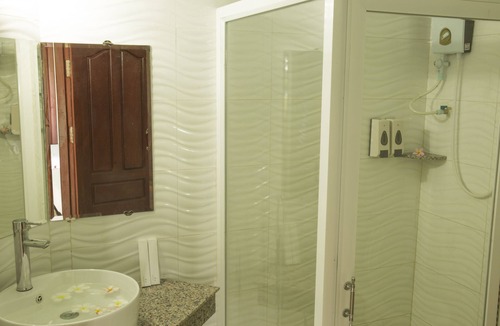 Kampong Thma Hotel | Samrith Hotel