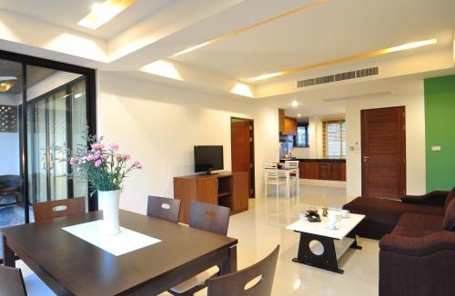 Moo 5 Resort | Samui Honey Tara Villa Residence