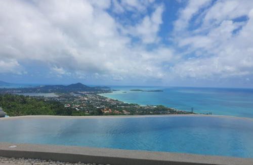 Bophut Villa | Samui Sky Cottage - 2BR Villa with Infinity Pool