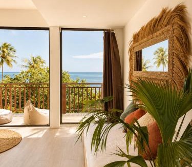 Thulusdhoo Island Hotel | Samura Panorama Guest House