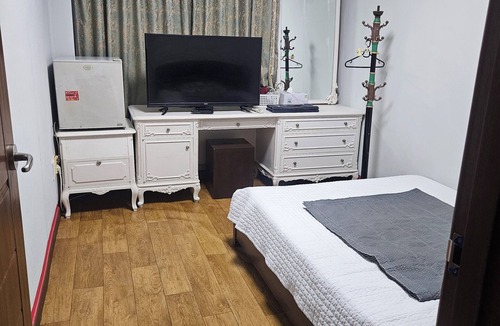 Changwon Hotel | Samwoojang Motel