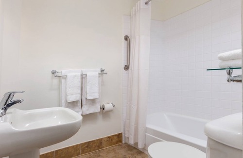 Lower Nob Hill Resort | San Francisco Resort 1bdr