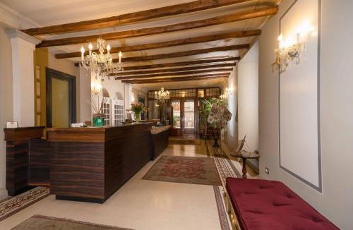Lucca Historical Center Hotel | San Luca Palace