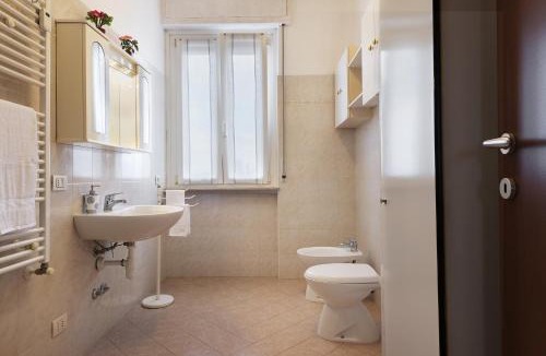 San Macario Apartment | San Macario MXP Stay by RentMax, 10 min from Malpensa Airport