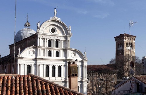 Castello Apartment | San Provolo