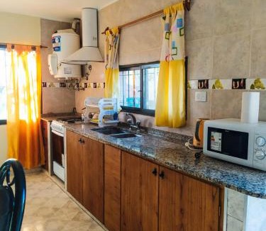 Las Paredes House | San Rafael