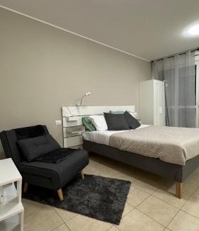 Vimodrone Apartment | San Raffaele 47 - Ospedale e Metro Milano - Intero Appartamento