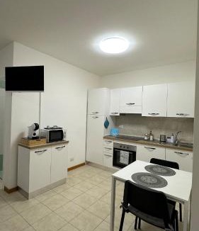 Vimodrone Apartment | San Raffaele 47 - Ospedale e Metro Milano - Intero Appartamento
