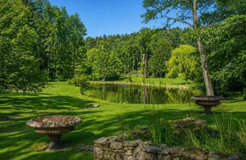 Old Chatham House | Sanctuary Banrn - Architectural Marvel in Chatham with Pond and Art