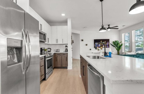 Ruskin Apartment | Sanctuary Family Friendly 3 Bed Oasis