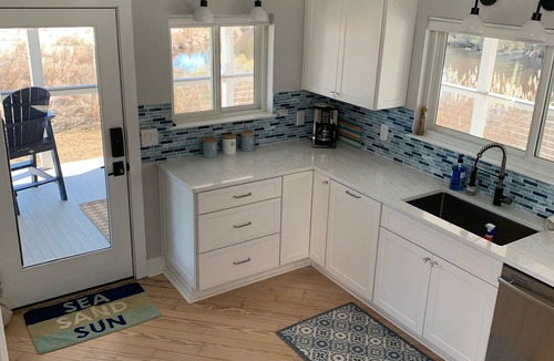 Gwynn House | Sand and Sun Beachfront Home on Chesapeake Bay - Gwynn’s Island, Mathews County