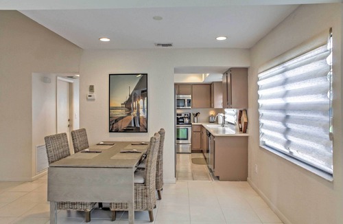 Jensen Beach House | 'Sand Dollar' Jenson Beach Home w/Pool Access!