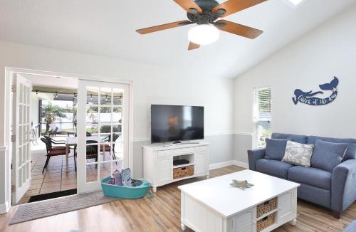 West Bradenton House | Sand Dollar