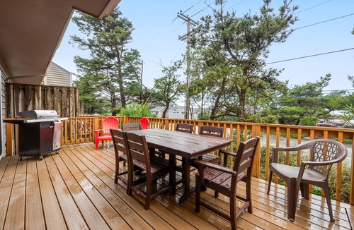 Tolovana Park Condo | Sandcastle B-4 Condo - Includes Garage/Pool/EV Charger -1.5 blocks to the beach