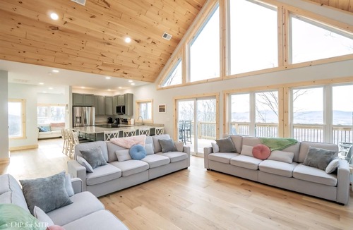 Timberline House | Sandcastle on the Slopes