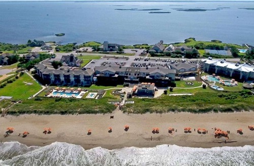 Duck Apartment | Sanderling Beach Home | Sunset & Pools Access