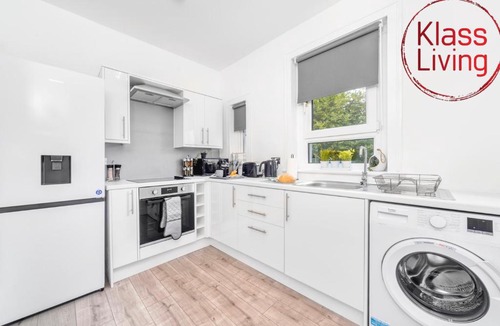 Glasgow Apartment | Sanderson Apartment by Klass Living Uddingston