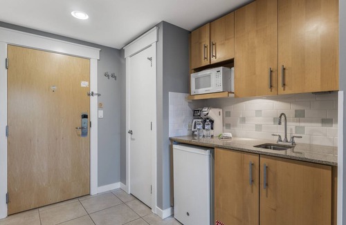 Baytowne Wharf Condo | Sandestin Elation Studio - Baytowne - Golf Cart -