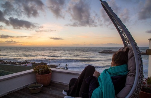 Ericeira Bed & Breakfast | Sandhi House - Yoga & Wellness