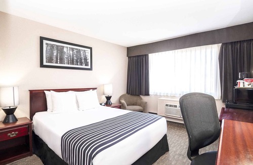 Smithers Hotel | Sandman Inn Smithers