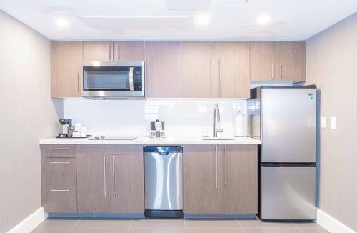 Downtown Hotel | Sandman Signature Lethbridge Lodge