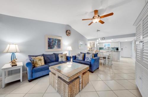 Sanibel House | Sandpiper Beach #405