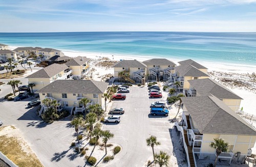 Holiday Isle Condo | Sandpiper Cove 8229 Studio Bedroom Condo by RedAwning