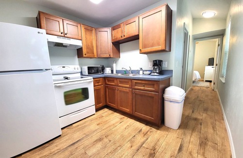 Cedar Key Condo | Sandpiper Wing * 1st Flr * Downtown * Clean