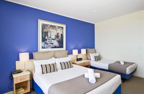Lorne Hotel | Sandridge Motel