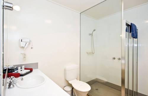 Lorne Hotel | Sandridge Motel