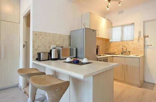 Mouille Point Apartment | Sandringham II