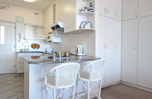 Mouille Point Apartment | Sandringham III