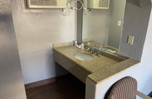 St. George Hotel | Sands Motel