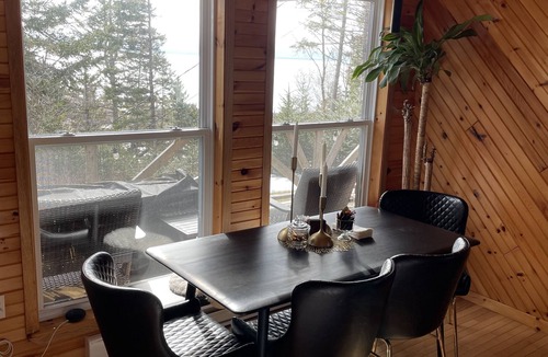 St. Martins Ski Chalet | Sandstone Chalets overlooking the Bay of Fundy - TRANQUILITY