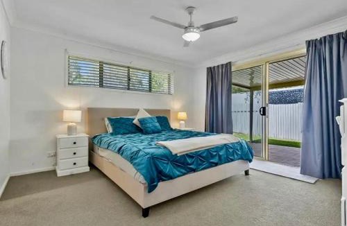 Sandstone Point House | Sandstone Point and Bribie Beaches