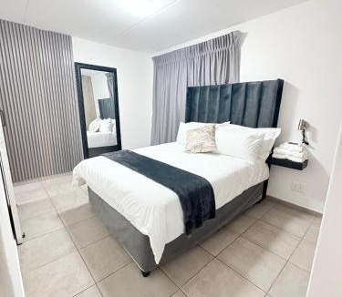 Sandown Apartment | Sandton Luxe Living Madison Palms West