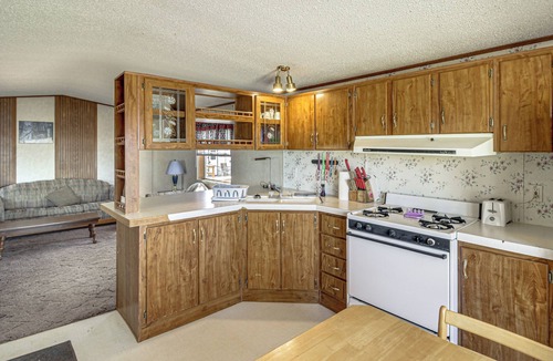 Puposky Cabin | Sandy Beach & Boat Dock! Gull Lake Resort Cabin
