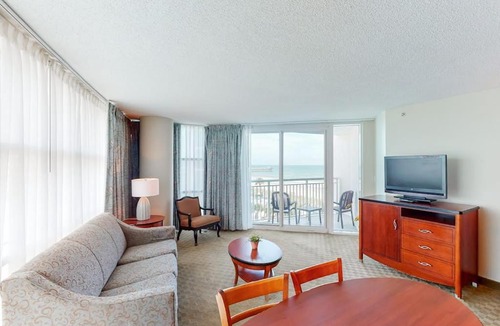 Downtown Myrtle Beach Apartment | Sandy Beach Resort 504