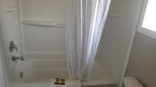 Osoyoos Hotel | Sandy Beach Suites