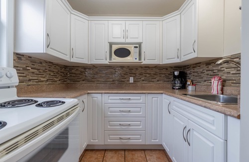 Osoyoos Hotel | Sandy Beach Suites