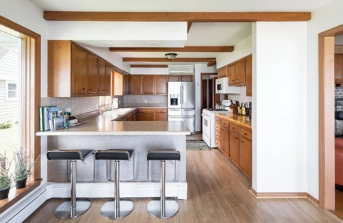 Traverse City Apartment | Sandy Beachfront House on Grand Traverse Bay