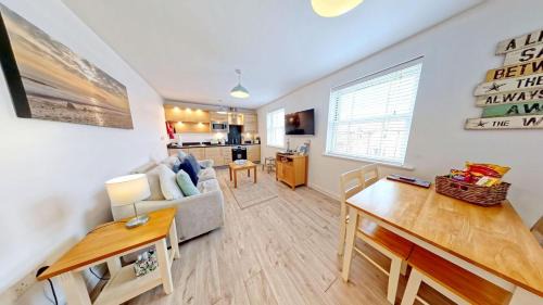 Filey House | Sandy Bottoms