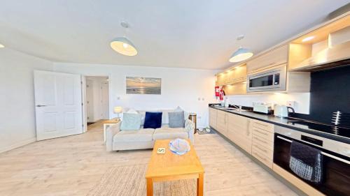 Filey House | Sandy Bottoms