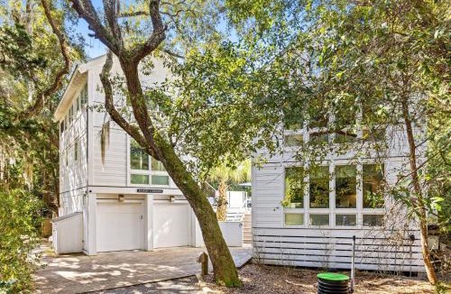Bald Head Island House | Sandy Cheeks